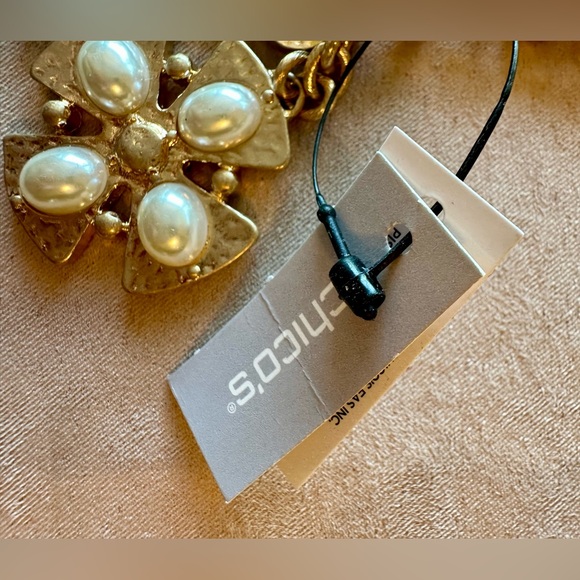 Chico’s Necklace NWT Gold tone Maltese Cross Pearl Pendant Double Strand 20” - Picture 8 of 11